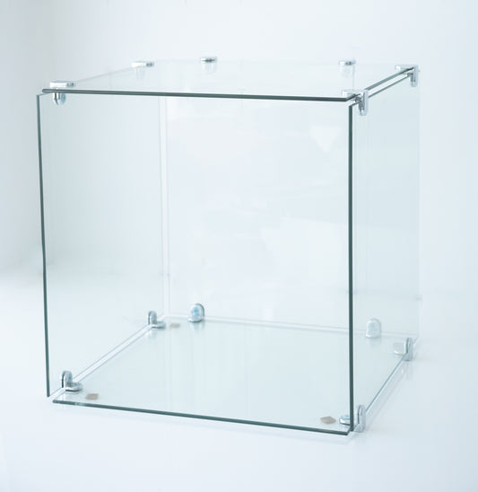 Customizable Glass Display Cubes